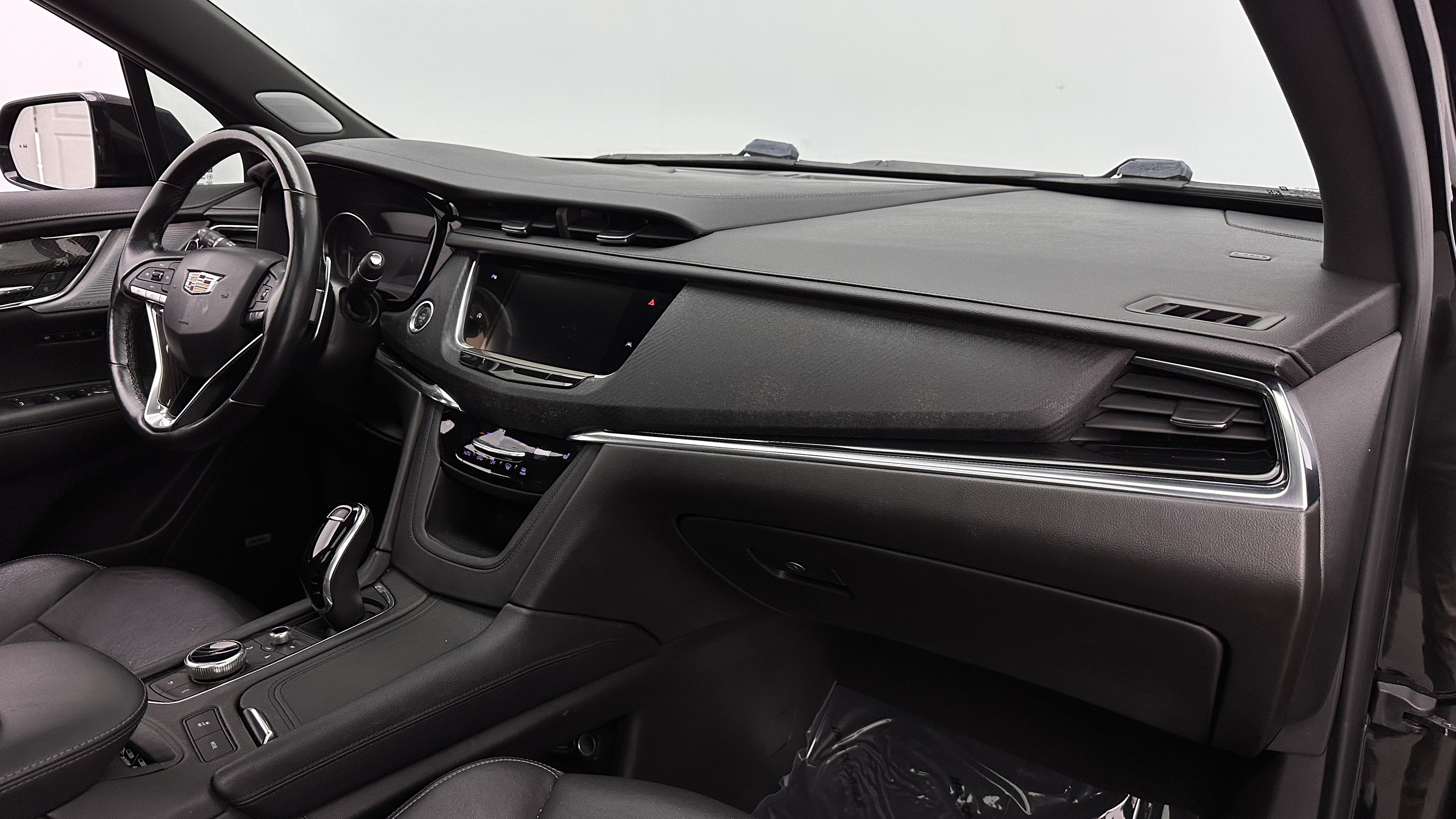 Used 2020 Cadillac XT6 Sport AWD/4WD image 35