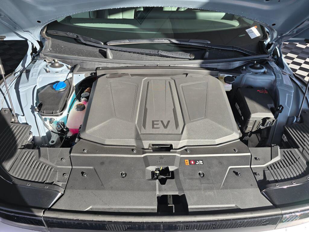 New 2026 Hyundai Ioniq 5 SEL image 12