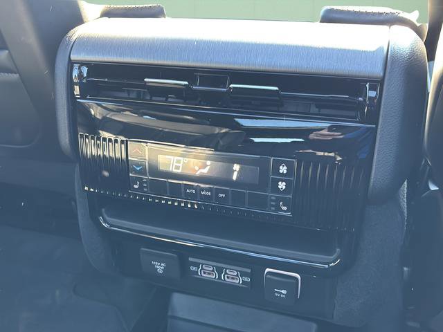 New 2026 Jeep Grand Wagoneer Limited image 43