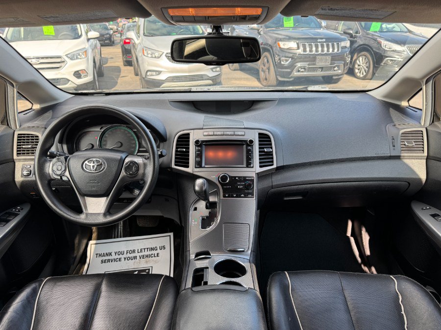 Used 2013 Toyota Venza LE AWD/4WD image 21