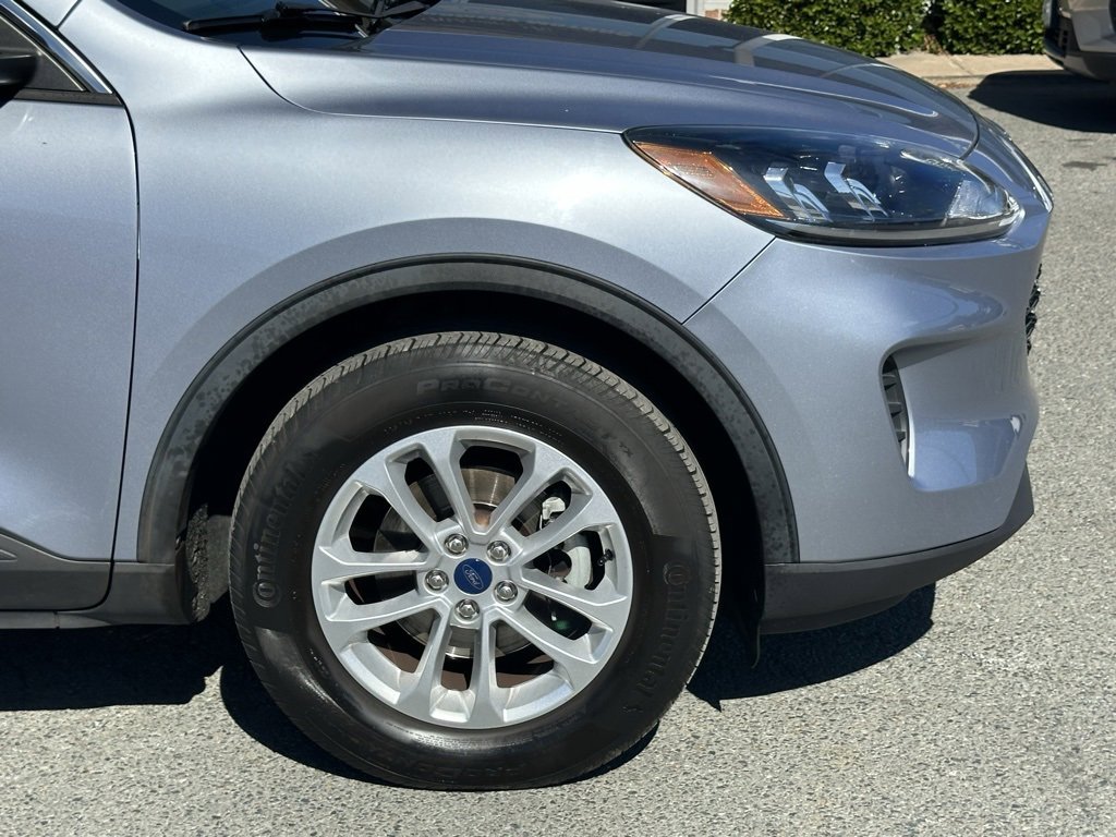 Used 2022 Ford Escape SE image 36