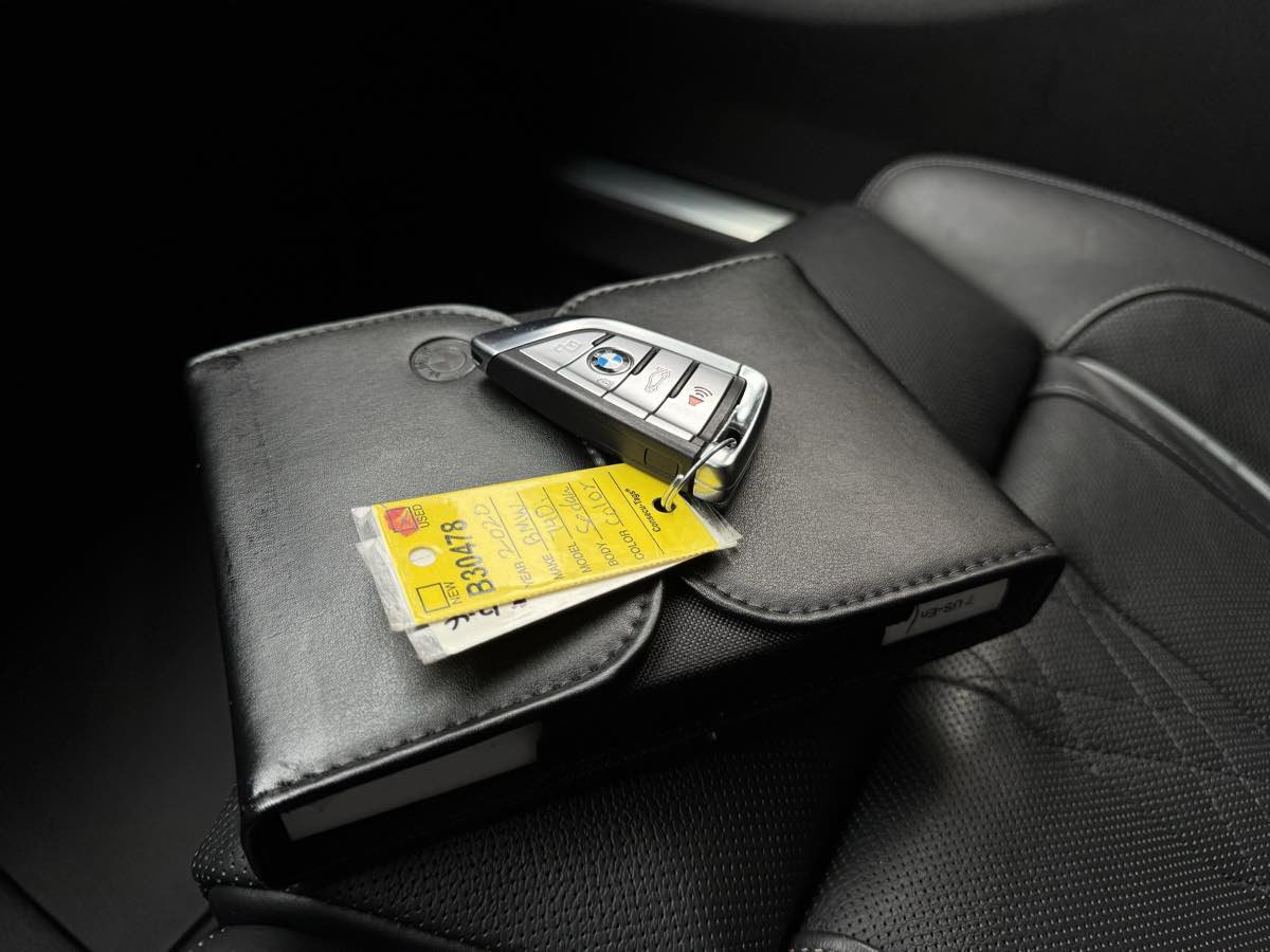 Used 2020 BMW 740i 740i w/ M Sport Package image 33