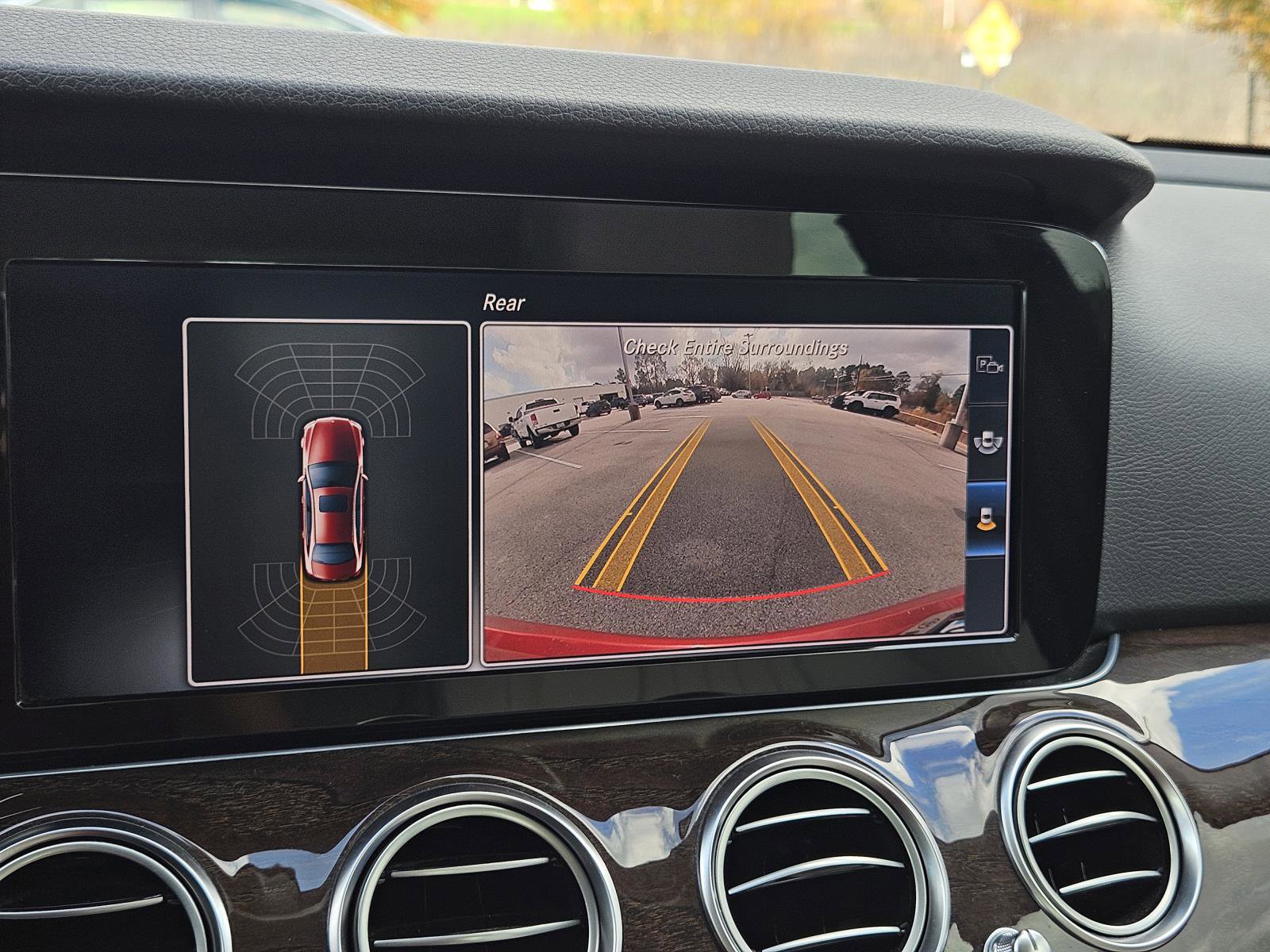 Used 2017 Mercedes-Benz E 300 image 21