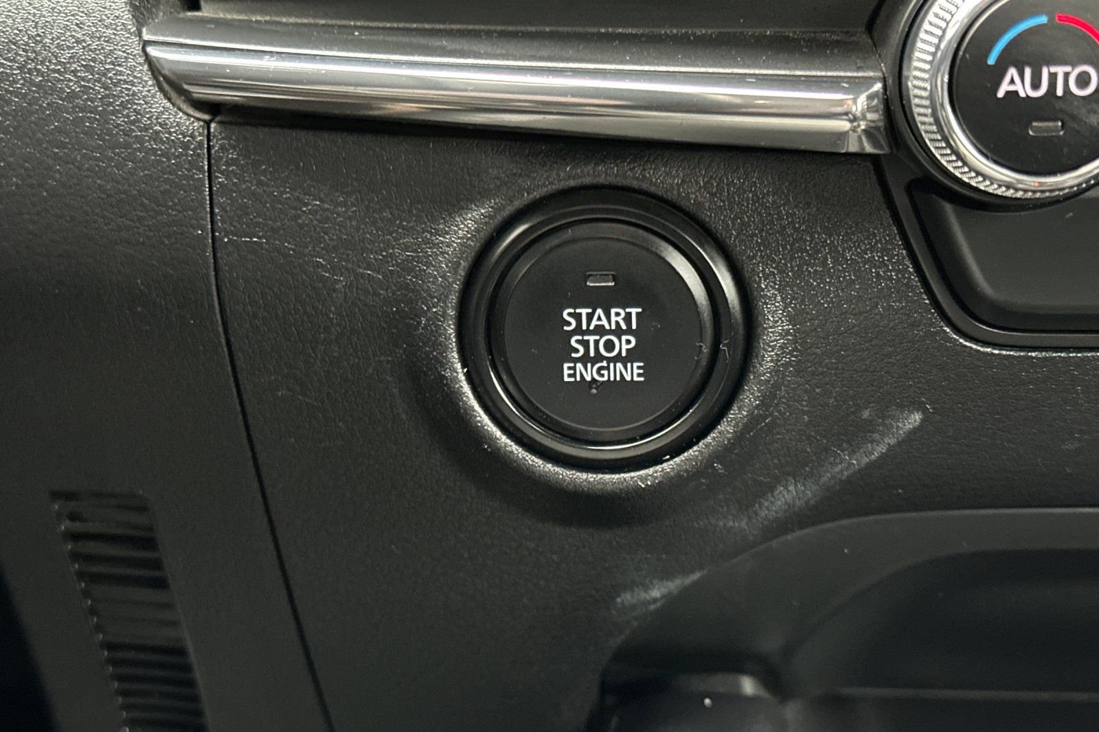 Certified 2023 MAZDA MAZDA3 s image 23