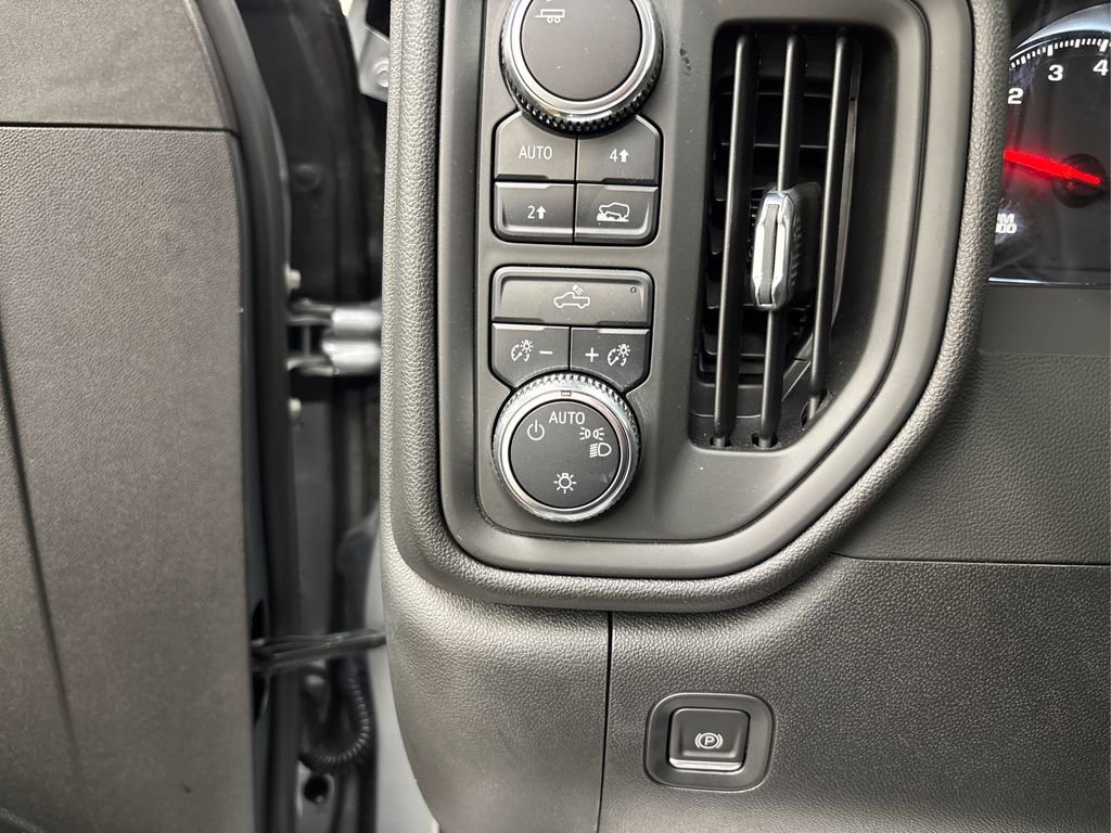 Used 2023 GMC Sierra 1500 Pro w/ Pro Value Package image 25