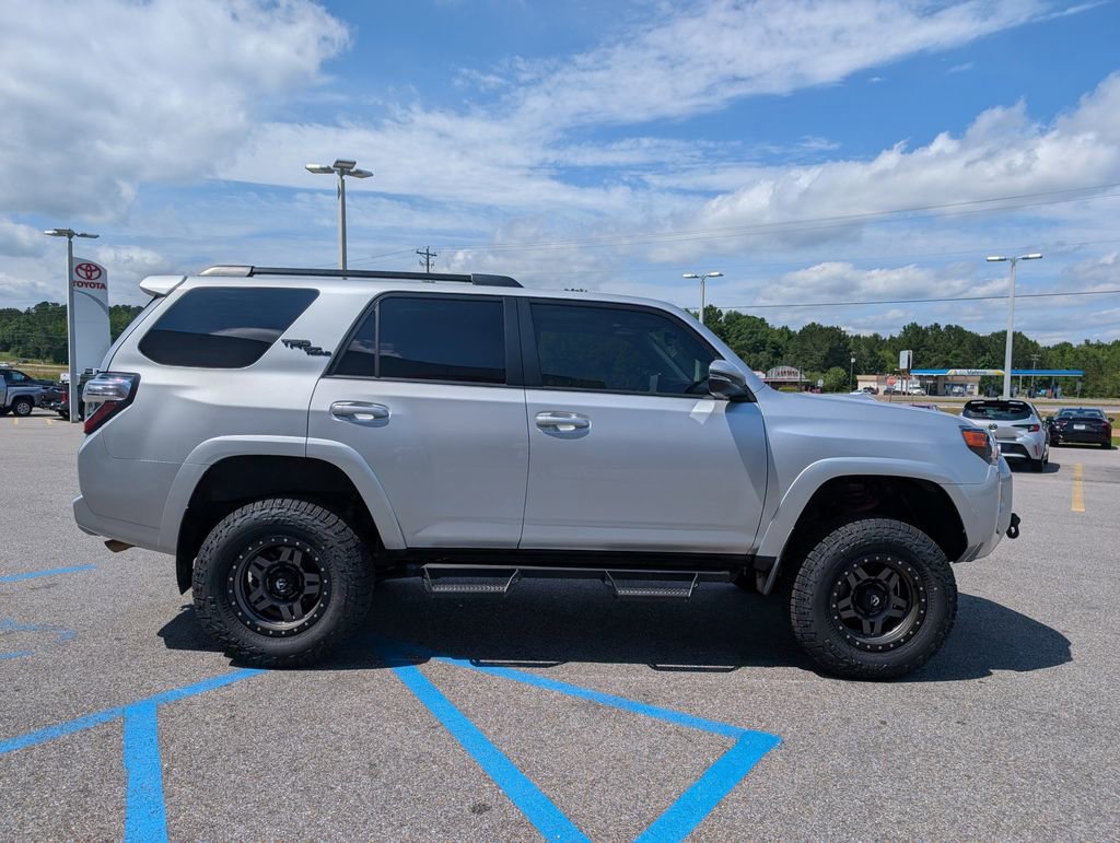 Used 2020 Toyota 4Runner TRD Off-Road Premium w/ Moonroof Package AWD/4WD image 6
