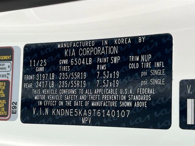 New 2026 Kia Carnival SX w/ SX Dark Edition Package FWD image 34