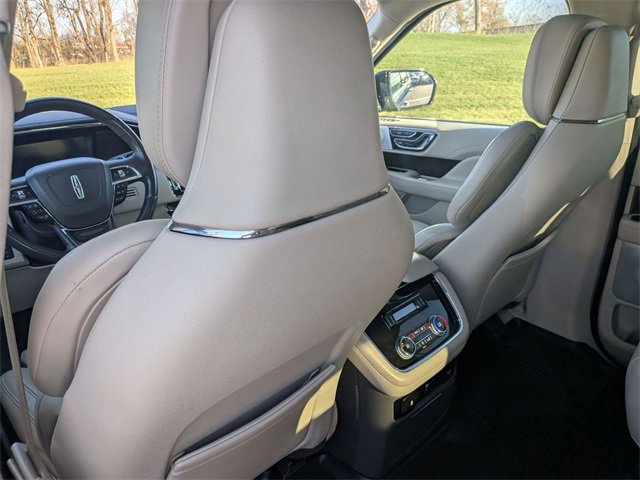 Used 2020 Lincoln Navigator Reserve w/ Luxury Package image 28