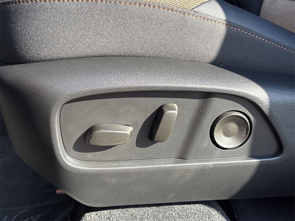 New 2026 Chevrolet Equinox ACTIV w/ Convenience Package III image 14