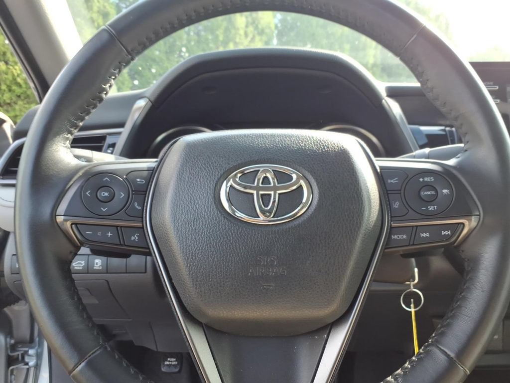 Used 2024 Toyota Camry SE FWD image 20