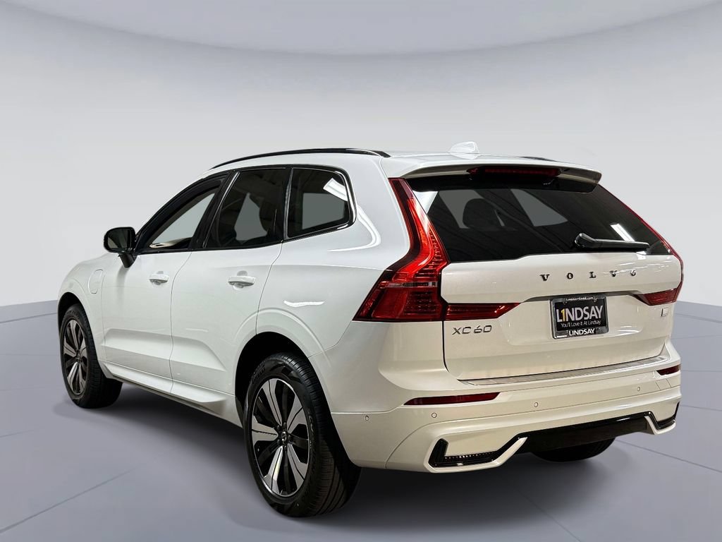 Used 2023 Volvo XC60 T8 Plus w/ Protection Package Premier AWD/4WD image 12