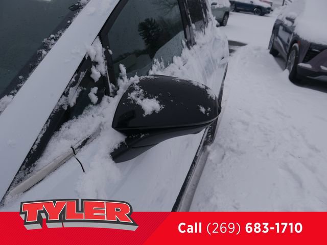 New 2026 Chevrolet Equinox EV LT w/ LPO, Blackout Package AWD/4WD image 12