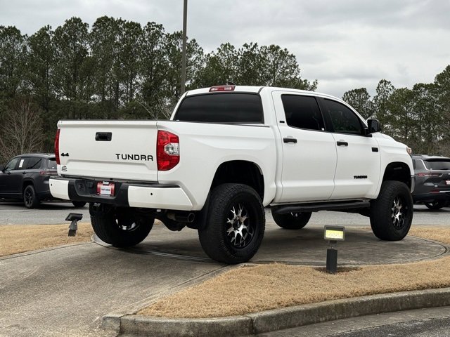 Used 2020 Toyota Tundra SR5 w/ SR5 Convenience Package image 7