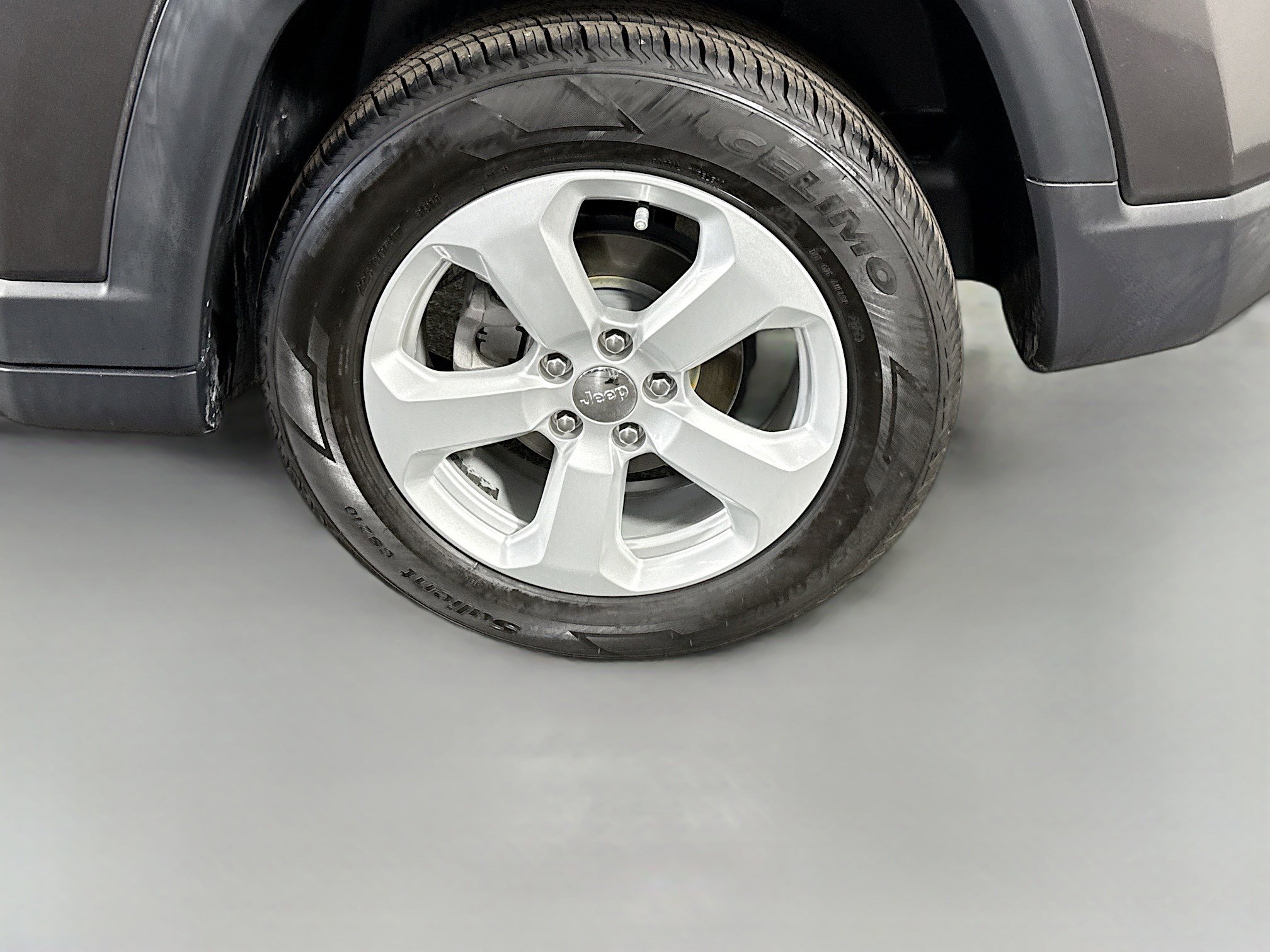Used 2019 Jeep Compass Latitude w/ Popular Equipment Group image 37