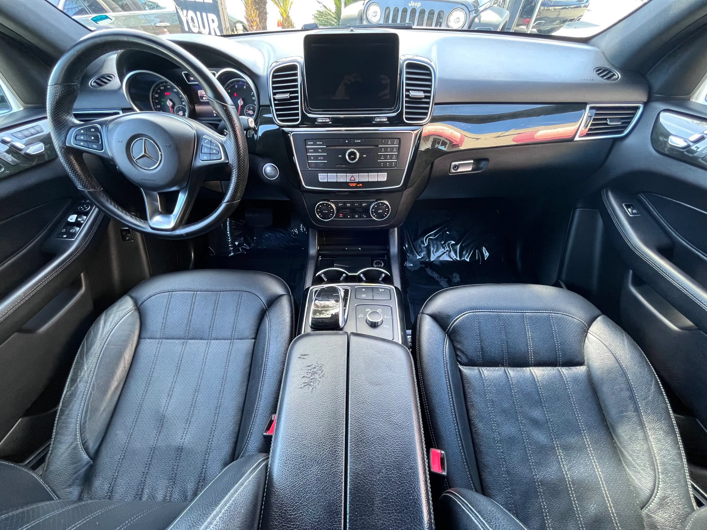 Used 2016 Mercedes-Benz GLE 350 4MATIC w/ Premium Package image 17