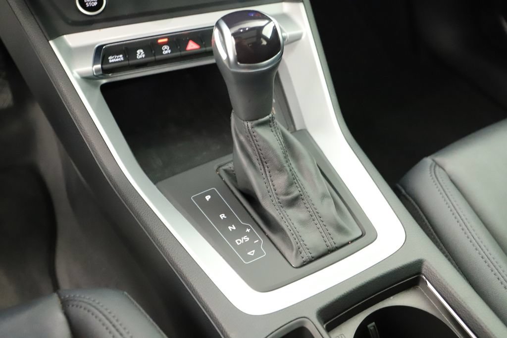 Certified 2023 Audi Q3 2.0T Premium w/ Convenience Package AWD/4WD image 29