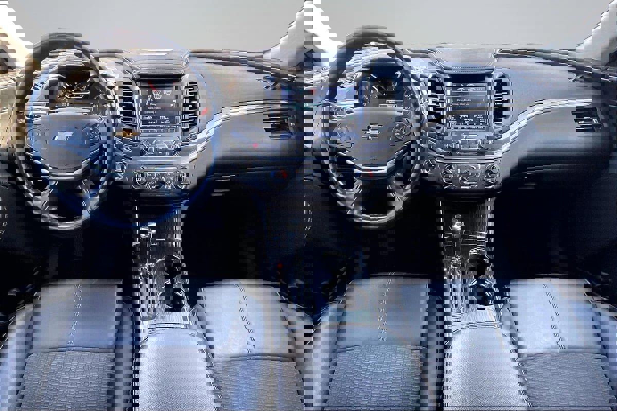 Used 2020 Chevrolet Impala LT image 16