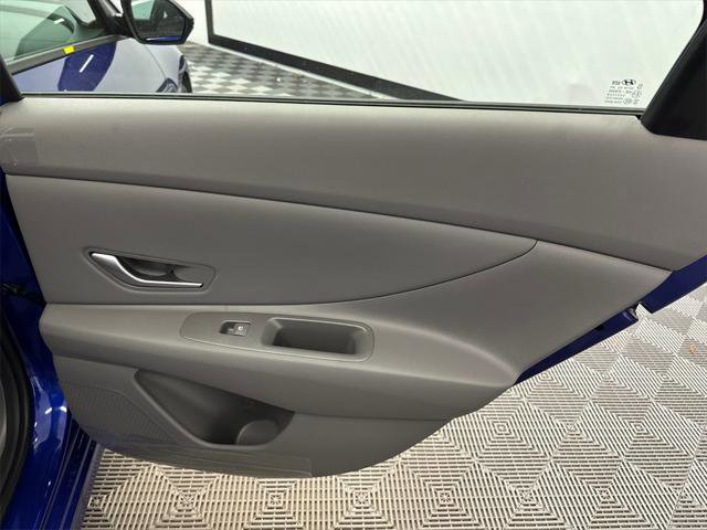 New 2026 Hyundai Elantra SEL Sport image 16