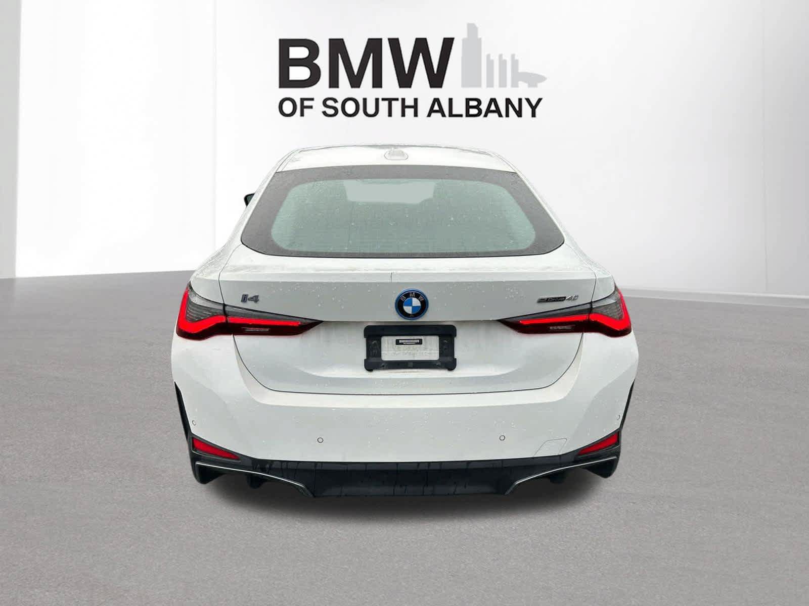 Used 2023 BMW i4 eDrive40 w/ Premium Package RWD image 4