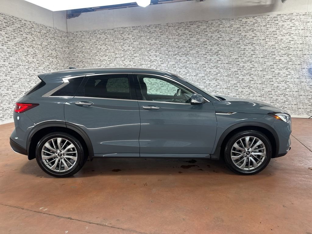 Used 2025 INFINITI QX50 Luxe image 8
