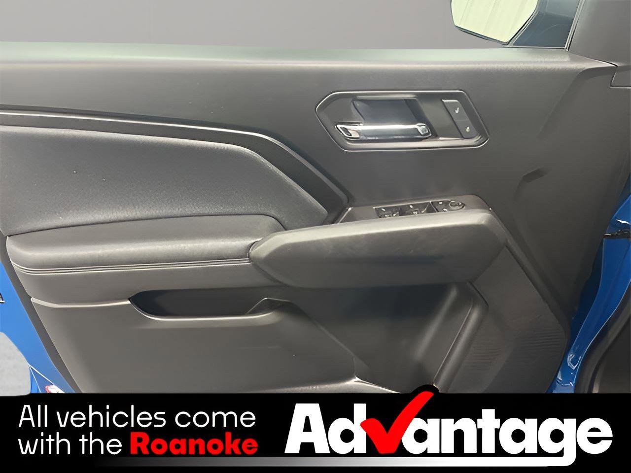 Used 2023 Chevrolet Colorado LT w/ LT Convenience Package II image 21