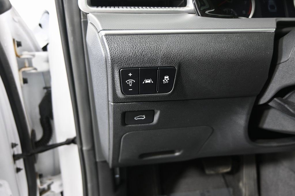 Used 2023 Kia K5 GT-Line image 23