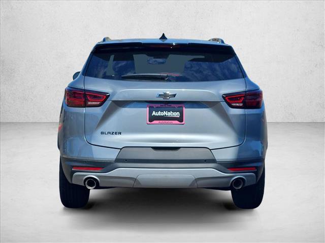 New 2026 Chevrolet Blazer LT w/ Midnight/Sport Edition FWD image 8