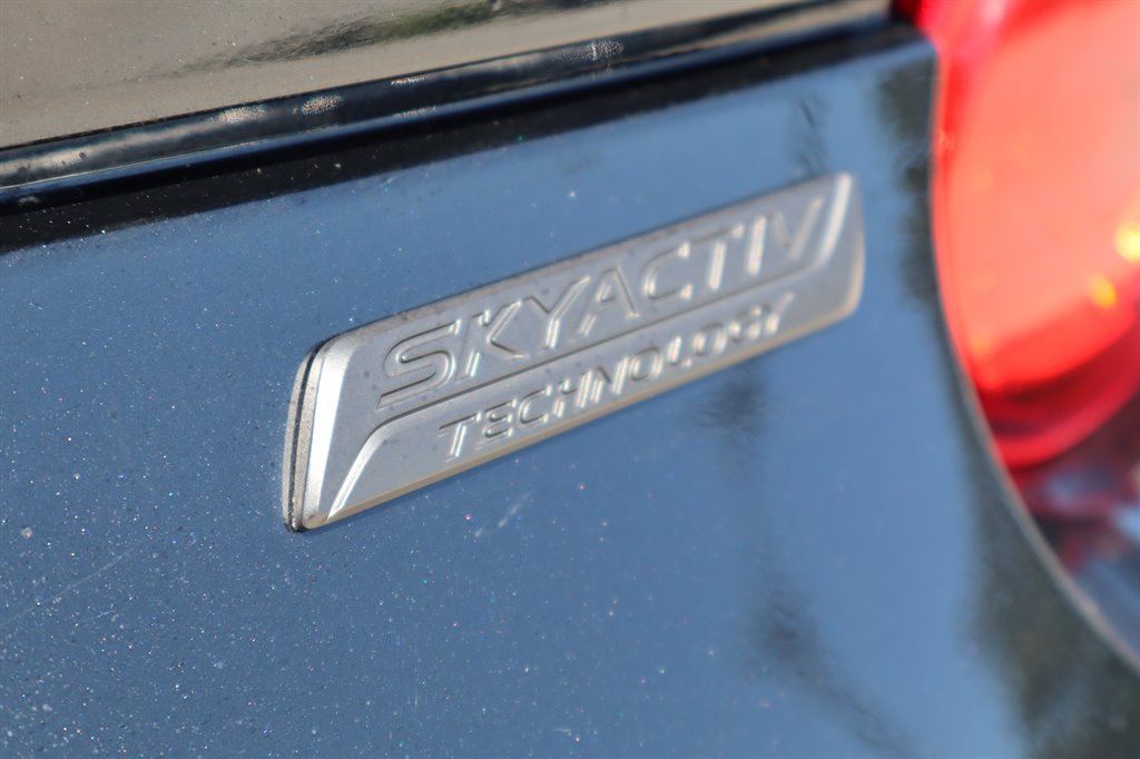 Used 2017 MAZDA MX-5 Miata RF Club RWD image 22