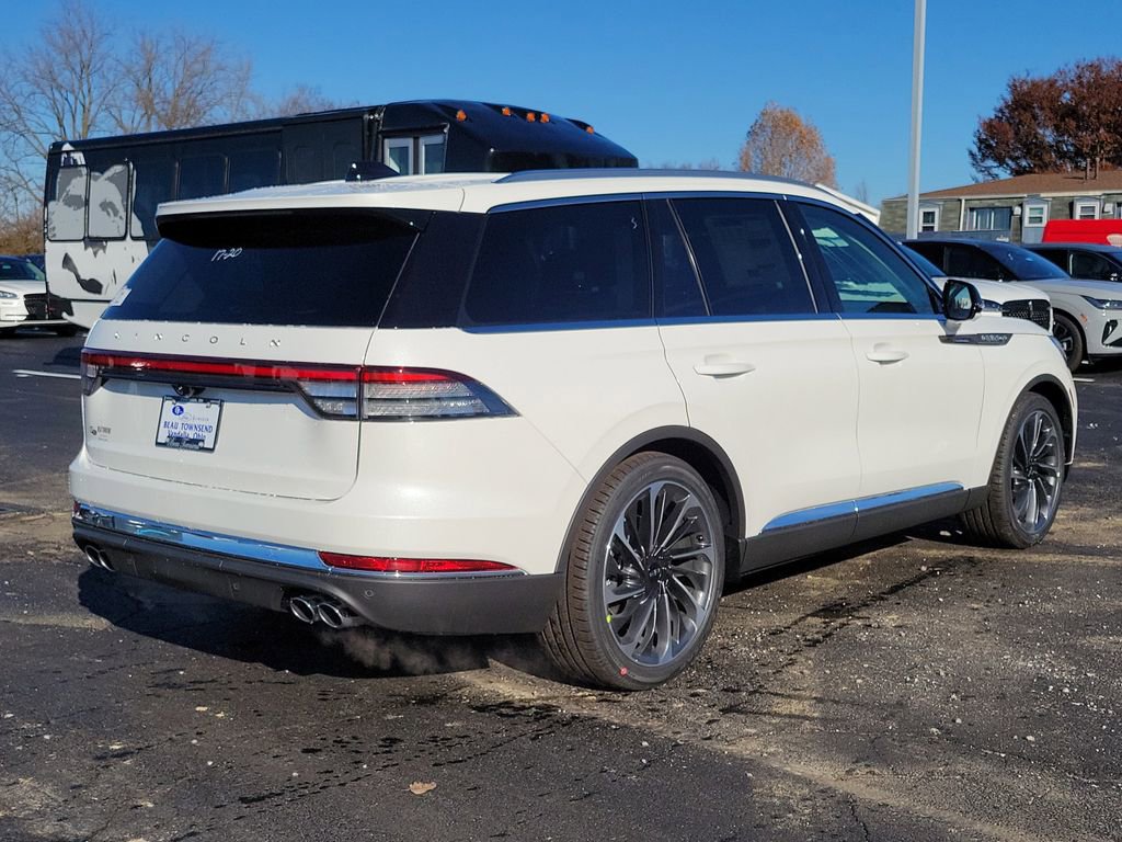 New 2026 Lincoln Aviator Reserve image 4