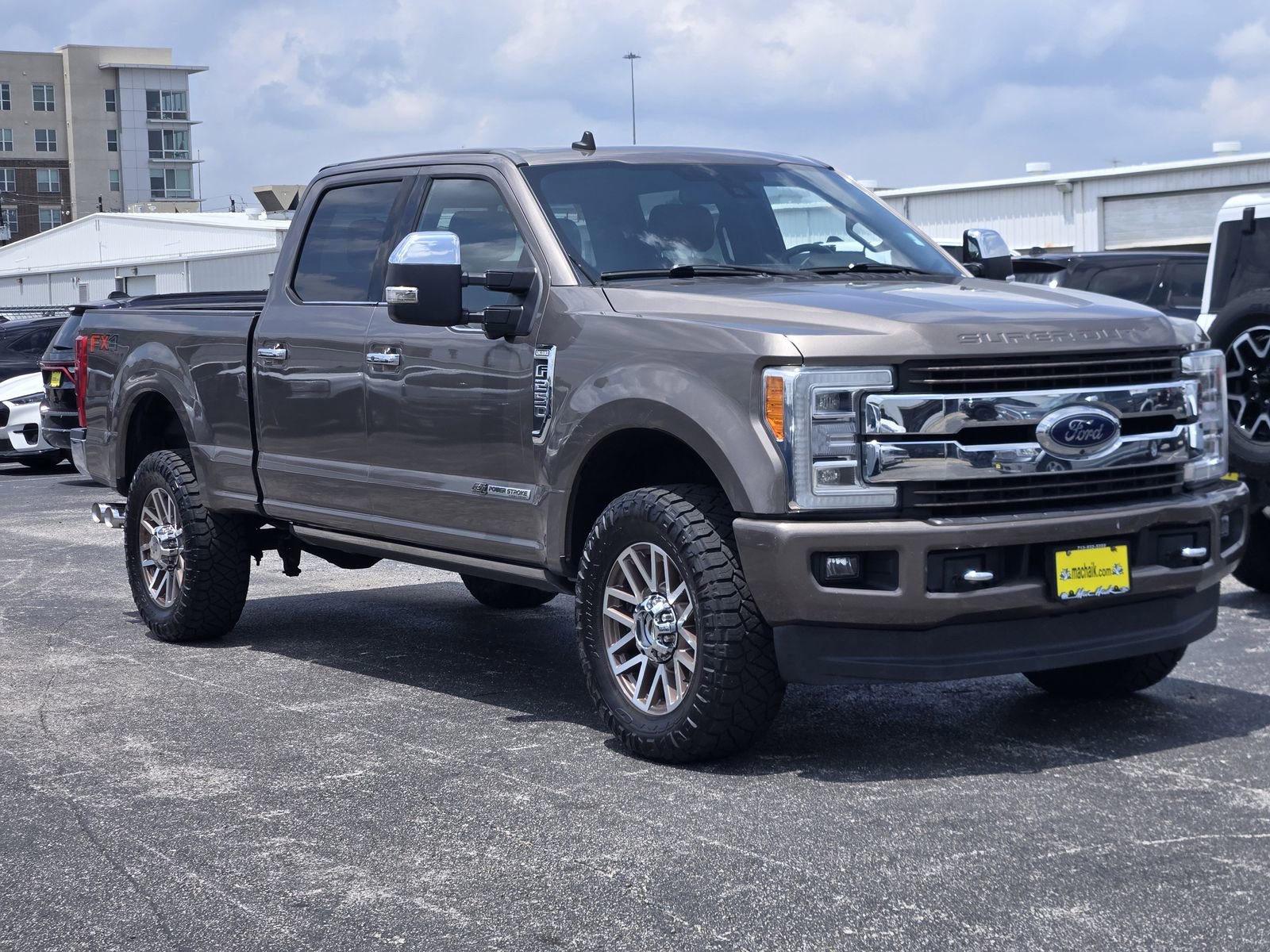 Used 2019 Ford F250 King Ranch w/ King Ranch Ultimate Package AWD/4WD image 3