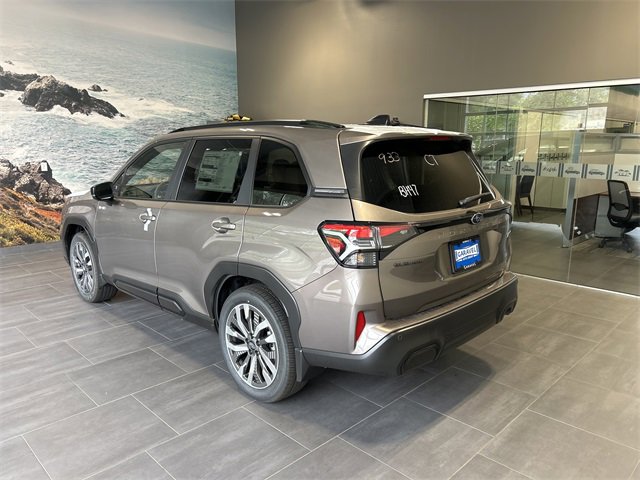 New 2025 Subaru Forester Touring image 4