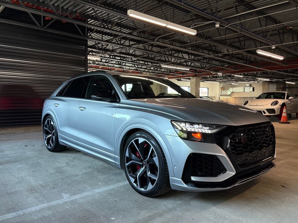 Used 2022 Audi RS Q8 AWD/4WD image 12