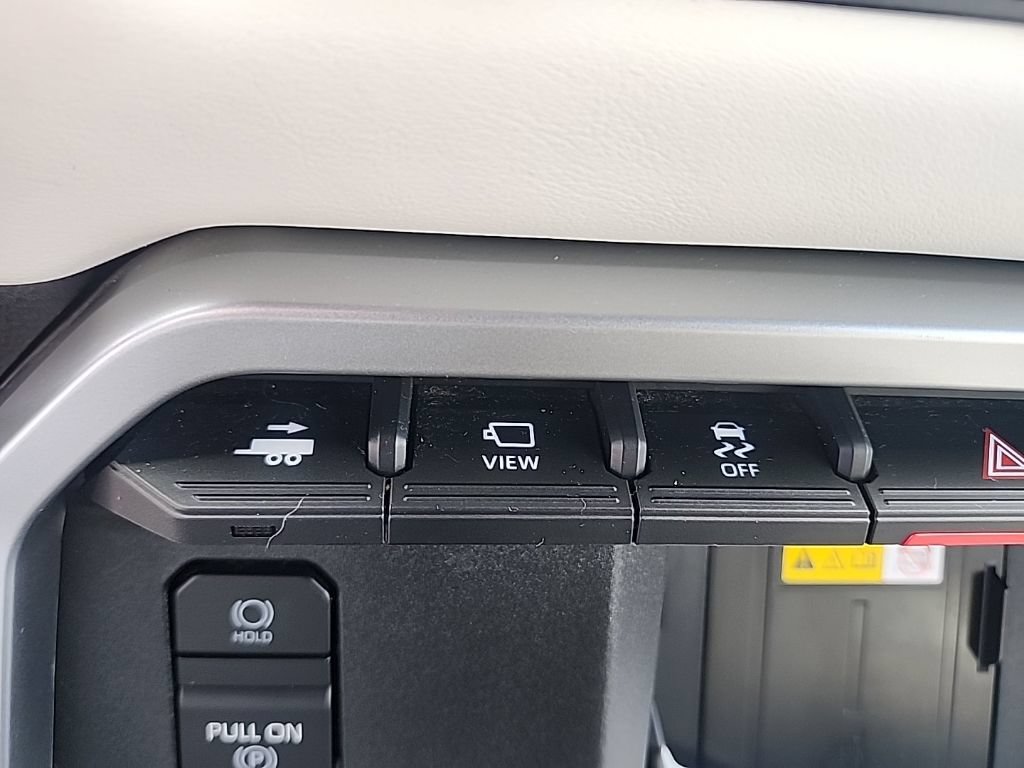 Used 2024 Toyota Sequoia Capstone AWD/4WD image 6