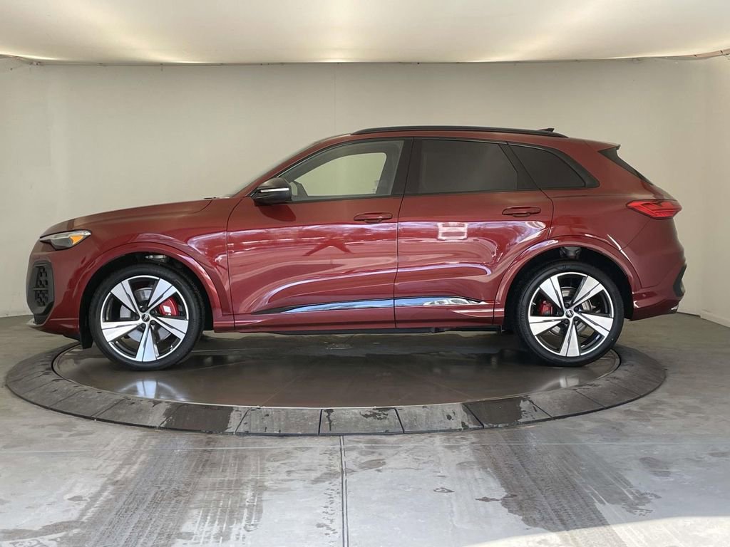 New 2025 Audi SQ5 Prestige image 2