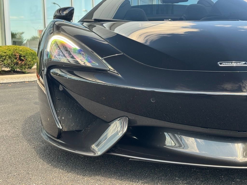 Used 2019 McLaren 570S Spider image 13