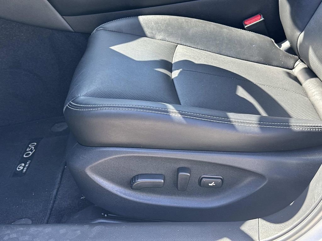 Used 2023 INFINITI Q50 Luxe w/ Cargo Package image 28