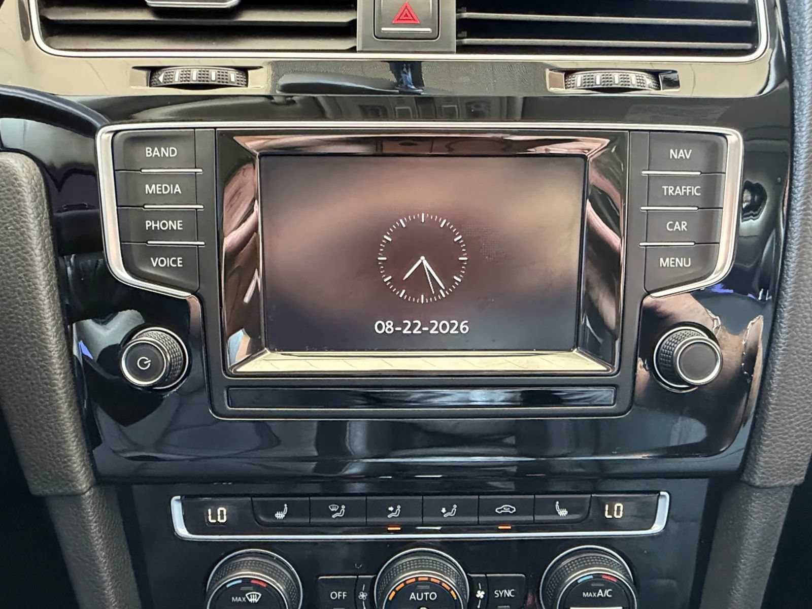 Used 2015 Volkswagen Golf TDI SEL FWD image 33