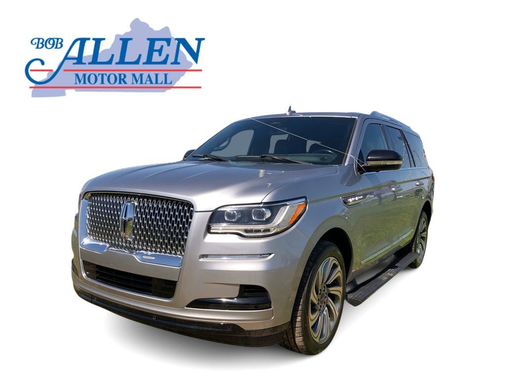 Used 2023 Lincoln Navigator Reserve AWD/4WD image 1