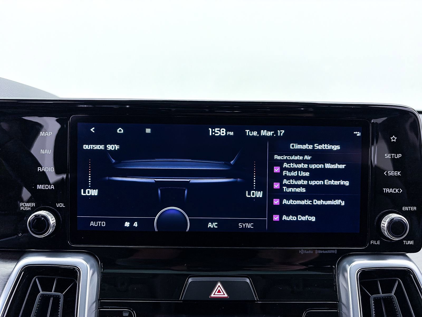 Used 2023 Kia Sorento SX image 25