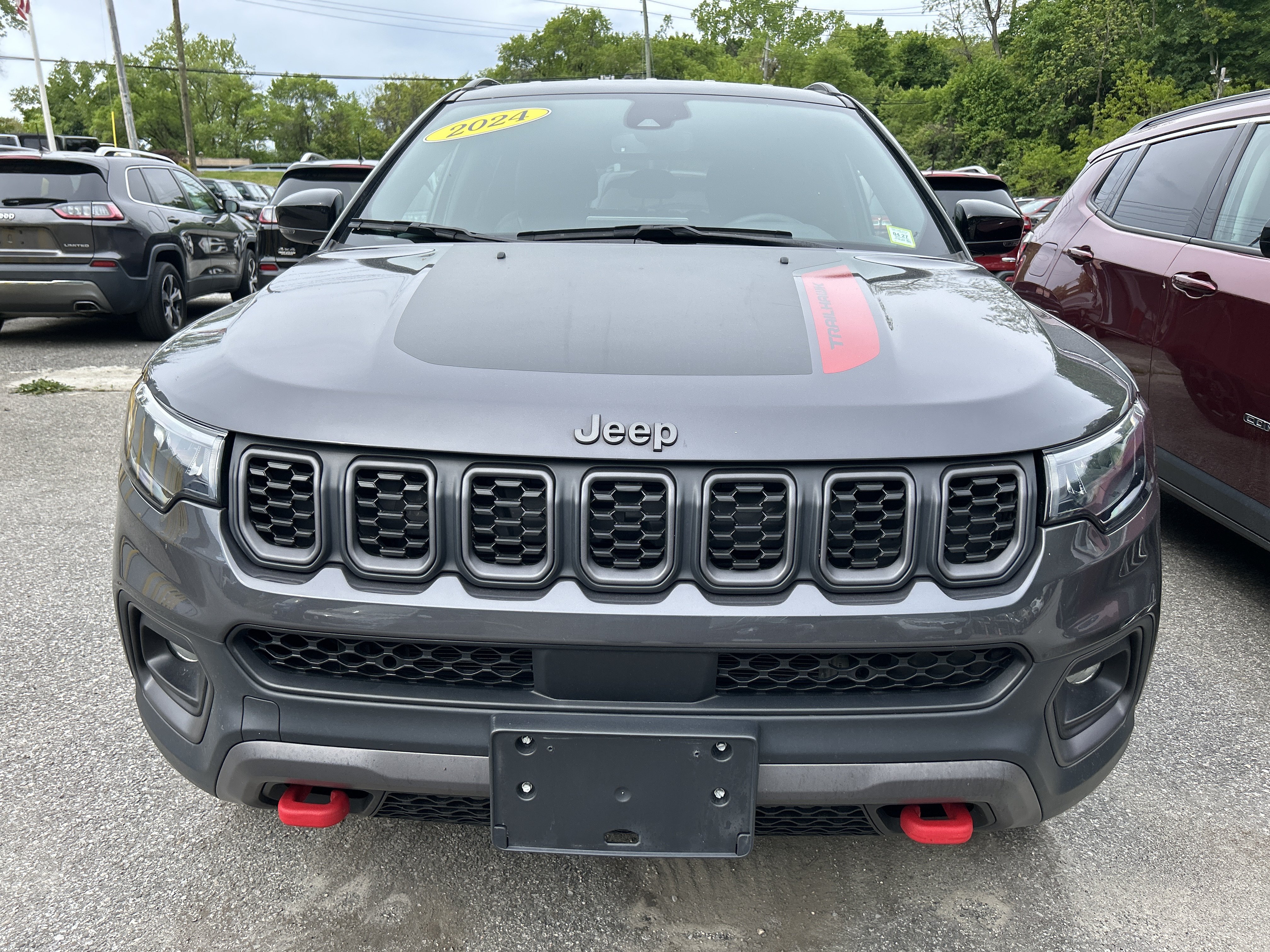 Certified 2024 Jeep Compass Trailhawk AWD/4WD image 2