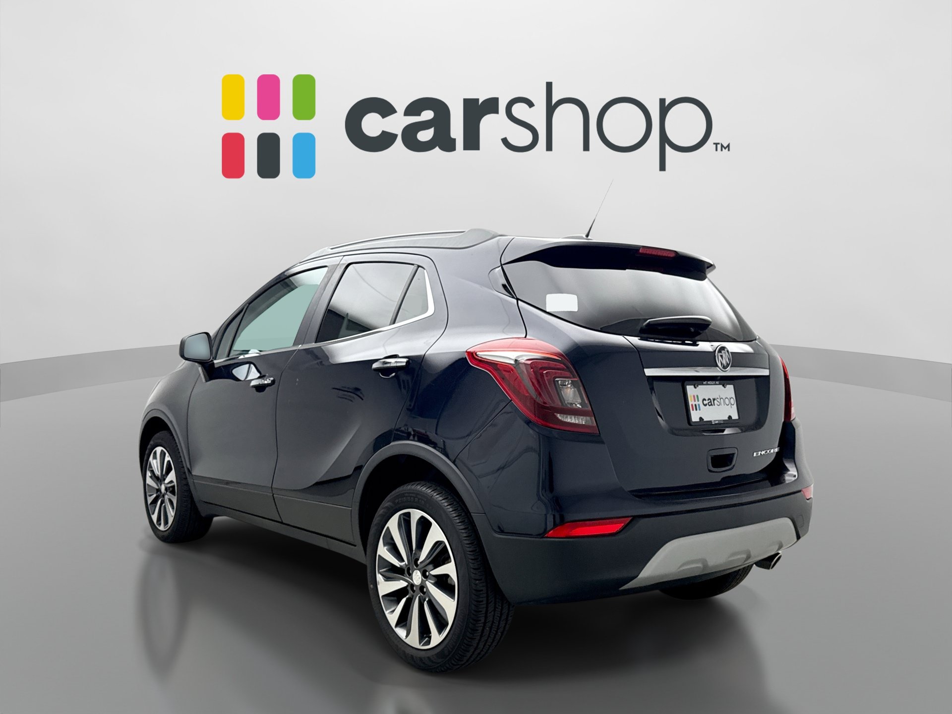 Used 2022 Buick Encore Preferred AWD/4WD image 3