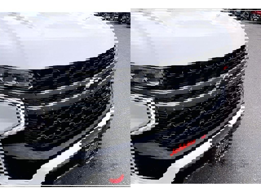 Used 2022 Chevrolet Suburban Z71 w/ Z71 Off-Road Package image 32