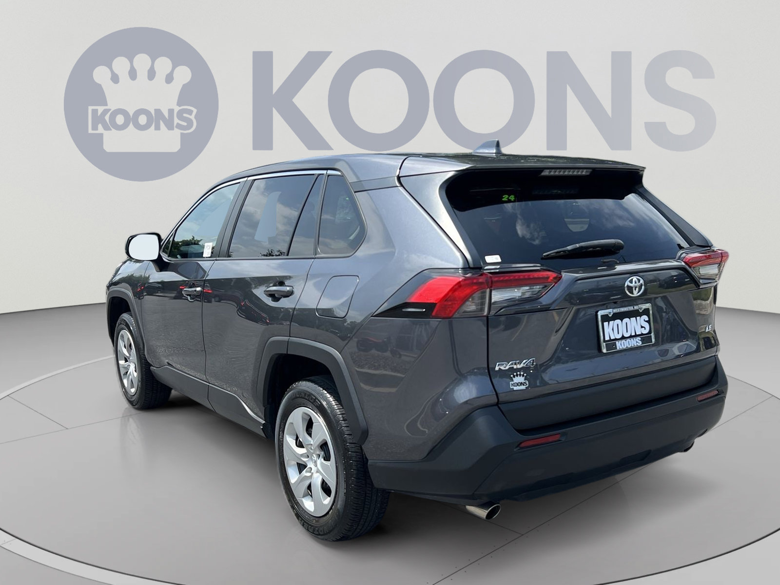 Used 2023 Toyota RAV4 LE FWD image 4