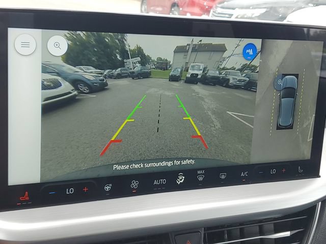 Used 2024 Ford Escape Platinum AWD/4WD image 28
