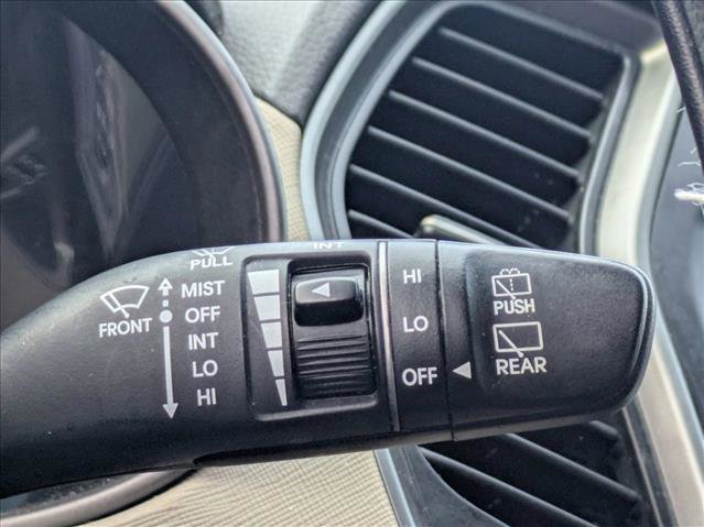 Used 2017 Hyundai Santa Fe Sport FWD image 15