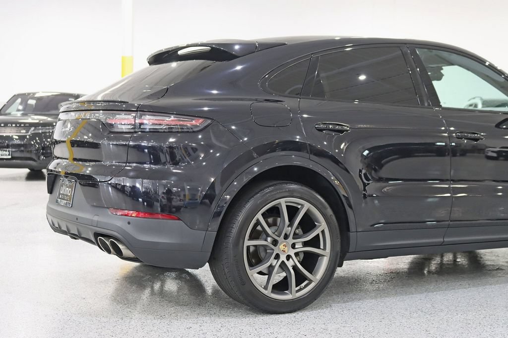 Used 2022 Porsche Cayenne S AWD/4WD image 10