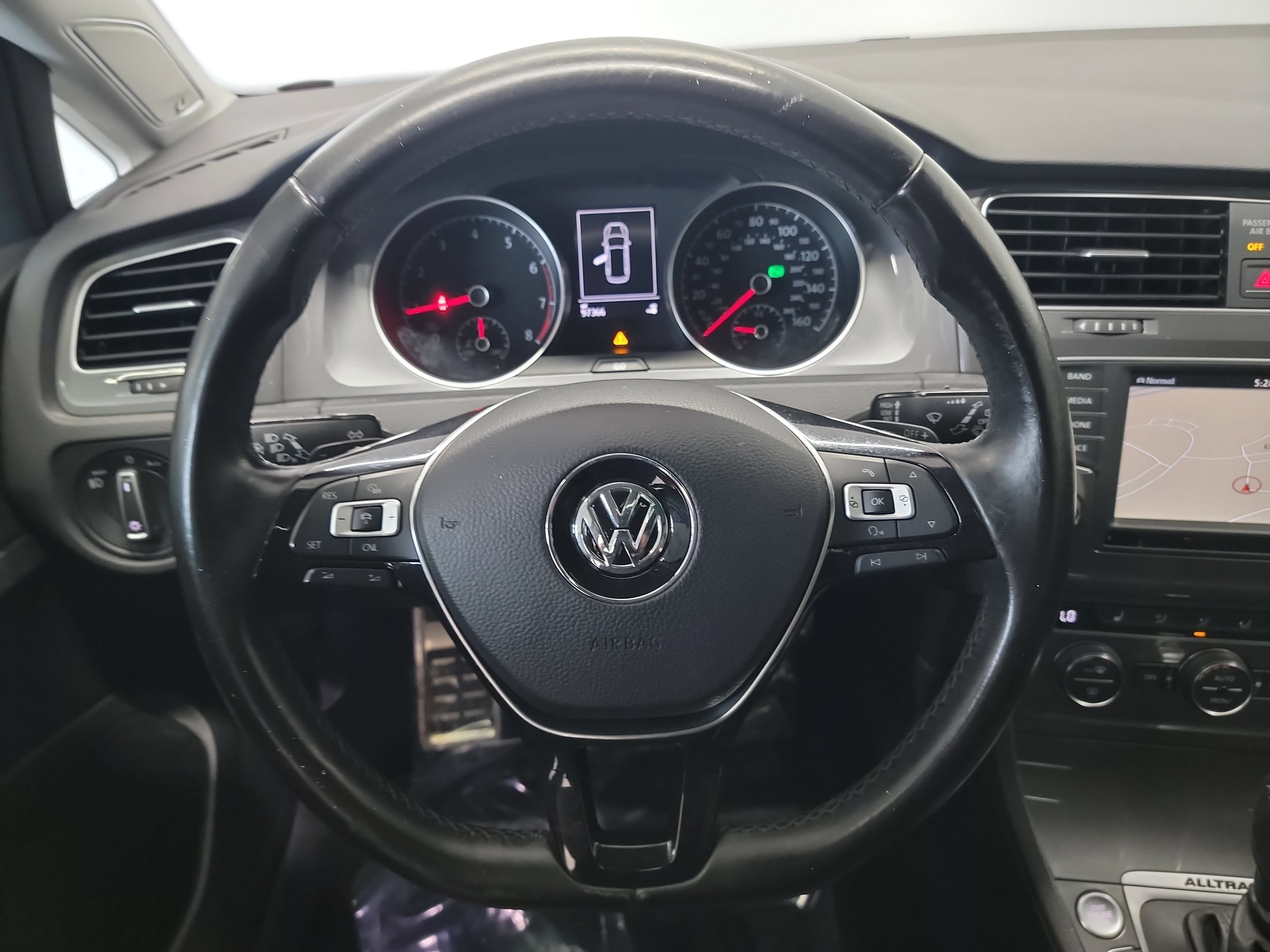 Used 2017 Volkswagen Golf Alltrack SEL AWD/4WD image 15