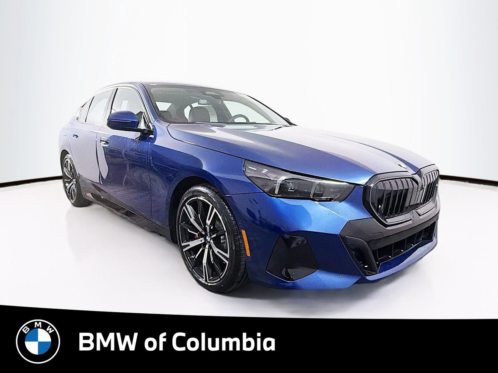 New 2027 BMW 530i xDrive AWD/4WD image 1