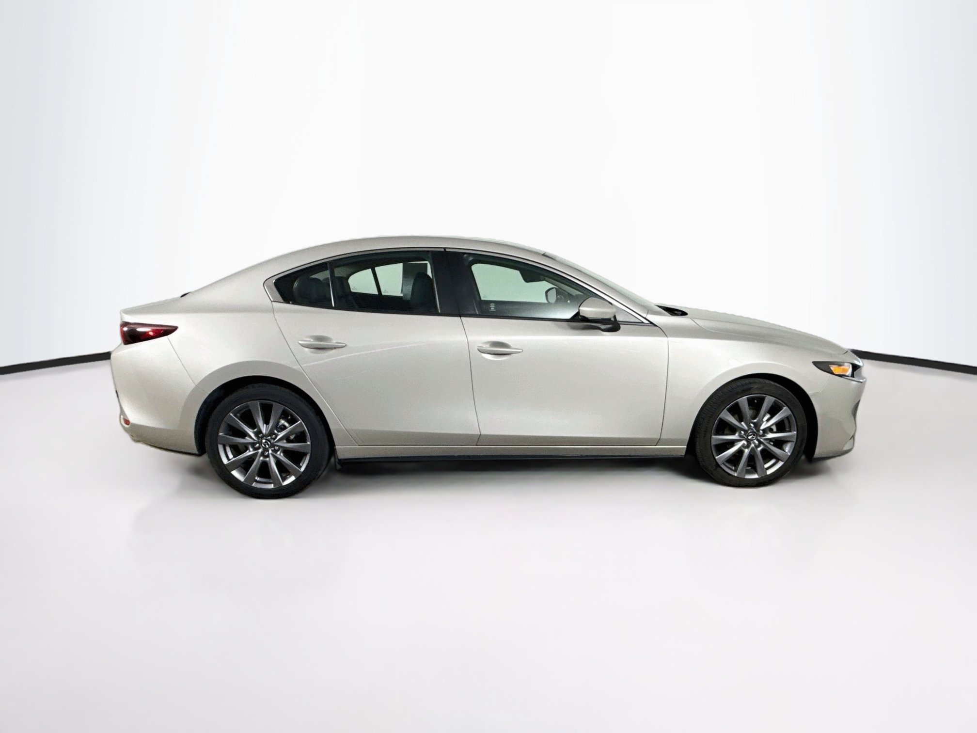 Used 2024 MAZDA MAZDA3 s FWD image 2