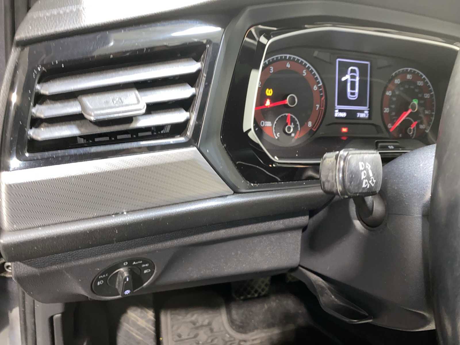 Used 2019 Volkswagen Jetta R-Line w/ R-Line Cold Weather Package FWD image 23